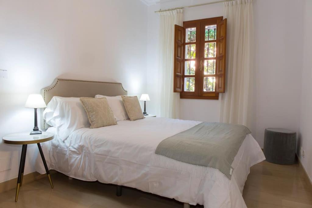 Andalusian Villa On The Sea And The Bay Of Málaga Exterior foto