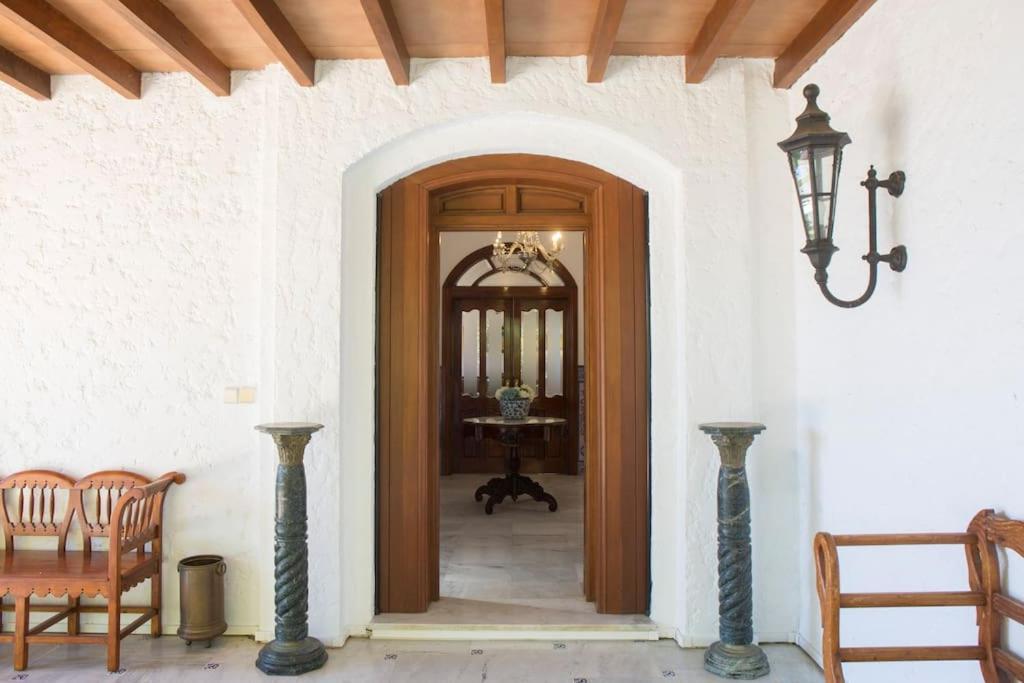 Andalusian Villa On The Sea And The Bay Of Málaga Exterior foto